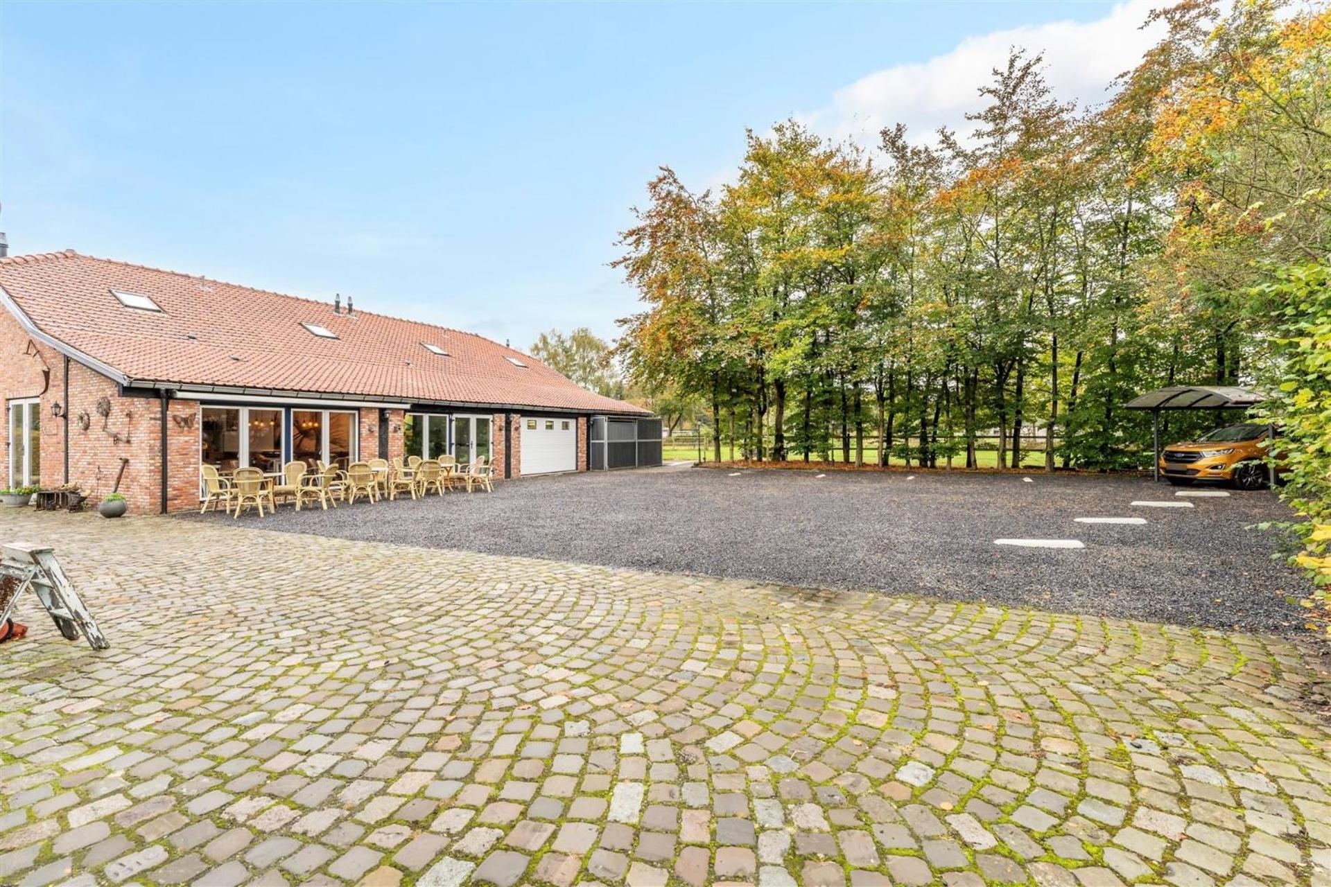 B&B De Kroonhoeve Beringen Exteriér fotografie